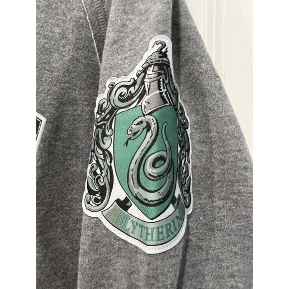 Wizarding World Harry Potter Slytherin Sweatshirt Patch Universal Gray Small New - Picture 3 of 9